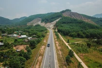 Tuyến đường 11.000 tỷ xuyên vườn quốc gia Bạch Mã chính thức thông xe