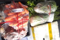 Chủ sạp rau, bà hàng cá đồng loạt mở gấp shop online