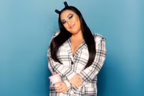 Đời tư ít biết của nữ vlogger gốc Việt qua đời vì COVID-19