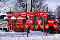 Những cách kỉ niệm lễ tình nhân 'độc, dị' nhất thế giới