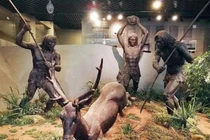 Người đàn ông đầu tiên trên Trái Đất xuất hiện như thế nào?