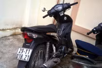 Bắt một thanh niên đi xe gian 