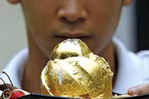 Nuốt vàng ăn trộm vào bụng vẫn không thoát