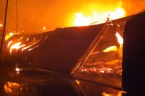 Cháy lớn gần tòa nhà Keangnam Hà Nội