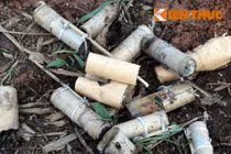 Xác pháo nhan nhản ở lễ hội Tịch điền 