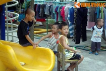 Hà Nội có thể cho phép chùa Bồ Đề nuôi dưỡng trẻ?