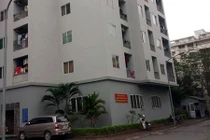 Bé trai 5 tuổi rơi từ tầng 6 chung cư đã tử vong