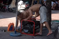 Nổ trạm biến áp: EVN Hanoi “lỡ hẹn” cấp điện