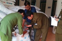Bắt gần 15 tấn “mì chính” đang vào Thủ đô