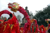 Rộn rã lễ rước kiệu, múa rồng hội gò Đống Đa