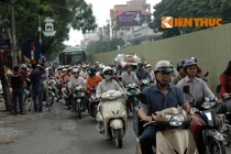 Hà Nội nới lỏng lệnh cấm ô tô vào đường Xuân Thủy - Cầu Giấy 