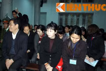 Xử vụ nhân bản xét nghiệm: Giám đốc cười, nhân viên khóc