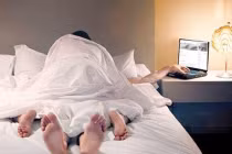 Quan hệ với trẻ em, thà đi tù chứ không bồi thường