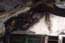 Nghi rò khí gas, một nhà hàng bị thiêu rụi trong đêm