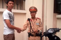 CSGT tóm gọn kẻ trộm xe