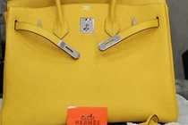 Túi Hermes bị nhái trắng trợn giữa Thủ đô