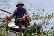 Chi tiết vụ nữ sinh vứt con mới đẻ xuống ao