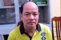 Bắt giữ kẻ buôn lậu hơn 3.000 bao thuốc lá 