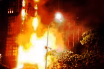 Hoảng loạn vì cháy Nhà hát múa rối Thăng Long