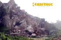 Sập mỏ, hai nạn nhân mắc kẹt dưới 4.000m3 đá