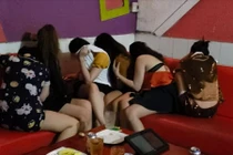 Công an Đồng Nai triệt phá tụ điểm karaoke “ôm” khỏa thân