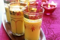 Học phụ nữ Ấn Độ cách giảm cân “siêu tốc” bằng 6 loại nước 