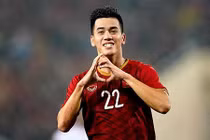 Cầu thủ Tiến Linh nhắn Hồng Loan: “Anh chỉ giỏi làm bạn đời với em” 