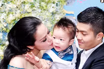 Ồn ào kiện tụng của Nhật Kim Anh - Bửu Lộc: Ai mới xứng nuôi con?