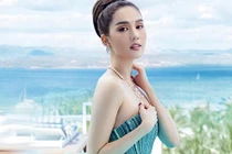 Ngọc Trinh tung clip hậu trường nude 100%: Sợ bị chửi sao vẫn đăng?