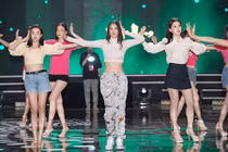 Soi hậu trường tổng duyệt chung kết Hoa hậu Việt Nam 2020 