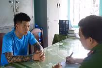 Quang 'Camel' đãi khách dự sinh nhật vợ bằng ma túy bị khởi tố