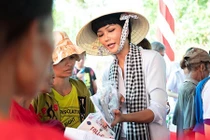H’hen Niê bị chê keo kiệt ủng hộ miền Trung... như nào hào phóng?