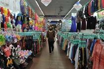 Mùa dịch Covid-19: Chợ Bến Thành lâm cảnh ế ẩm 