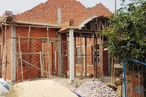 Sập giàn giáo nhà đang xây, một người chết