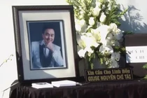 Chi tiết xúc động nhất trong tang lễ nghệ sĩ Chí Tài ở Mỹ