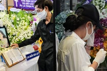 Gia đình, đồng nghiệp đau buồn tiễn đưa Mai Phương ngày cuối