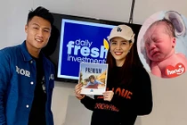 Lộ mặt quý tử mới sinh của Kỳ Hân - Mạc Hồng Quân