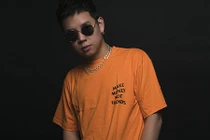 Chân dung rapper vướng ồn ào hát ca từ nhạy cảm trên sóng 
