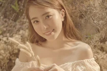 Quỳnh Nga diện đồ nude hở bạo, đồng nghiệp bình luận rôm rả vì quá nuột