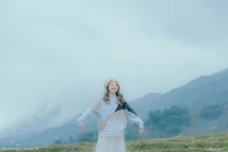 Khả Ngân khoe trọn nhan sắc đẹp miễn chê giữa cái lạnh ở Sapa