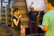 Làm phim mùa COVID-19: Khổ trăm bề, nguy cơ phim “đắp chiếu“