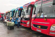 Xe khách liên tỉnh hoạt động ra sao sau nới lỏng cách ly xã hội?
