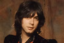 Sự nghiệp lừng lẫy của “huyền thoại nhạc rock” qua đời vì COVID-19 