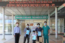 Thêm 8 bệnh nhân mắc COVID-19 được công bố khỏi bệnh