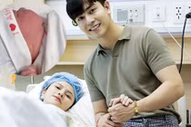 Thu Thủy sinh con gái 3,2 kg cho chồng trẻ Kin Nguyễn