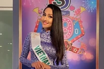 Hoài Sa tiếp tục diện áo dài chinh chiến Hoa hậu Chuyển giới Quốc tế