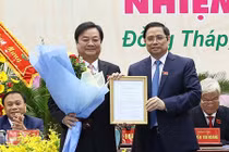 Bộ Chính trị điều động Bí thư Tỉnh ủy về Trung ương