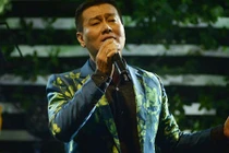 Gia cảnh khó khăn của ca sĩ Tuấn Phương hôn mê vì viêm màng não