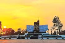 Cảnh bình minh, hoàng hôn đẹp như tranh vẽ trên bến Ninh Kiều