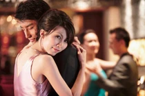 Anh trai đòi lấy vợ, biết con dâu tương lai, cả nhà điếng người 